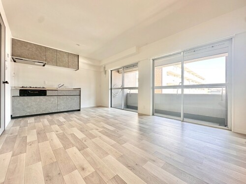 グリーンパーク第５綾瀬マンションの物件画像