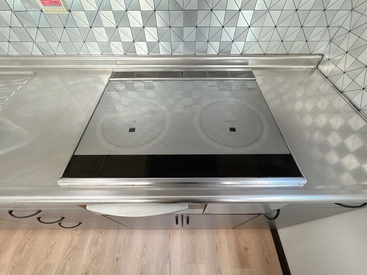 キッチン 洗練されたスタイリッシュなデザイン性と使いやすさを備えた仕様。