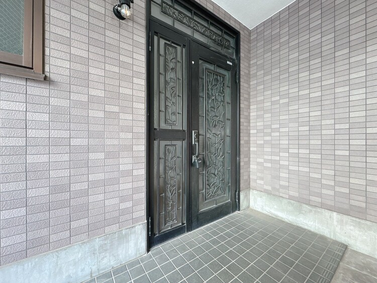 玄関 玄関を開ければ、そこは安らぎのご自宅。