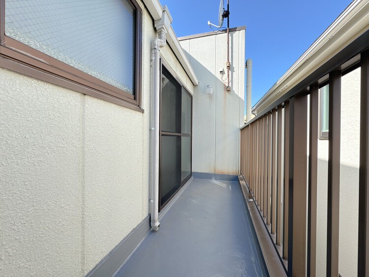 バルコニー 暮らしの中で、光と風を演出してくれるバルコニー。