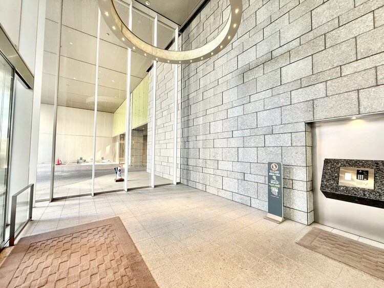 その他 館内は静寂な中が保たれており、管理が行き届いている印象を受けました。