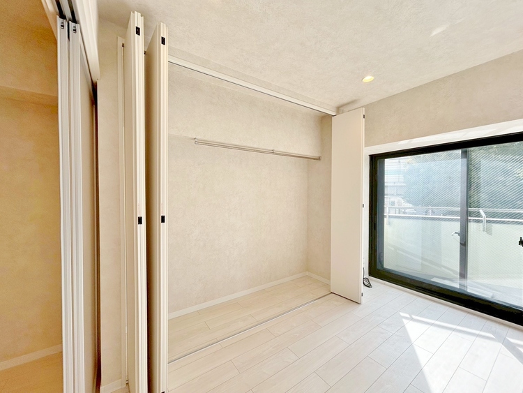 その他 家電やスーツケース、ストック品など何でも片付く嬉しい空間です。