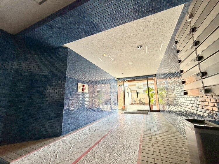 その他 館内は静寂な中が保たれており、管理が行き届いている印象を受けました。