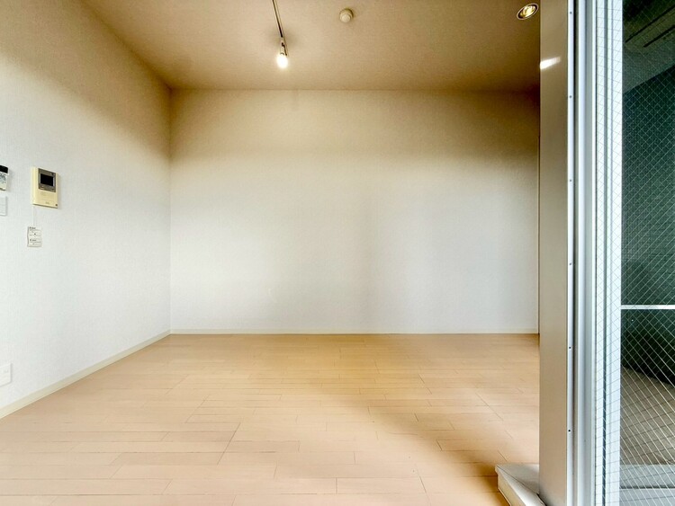 その他 充実した生活は伸びやかな居室空間から始まります。※内装リフォーム中です