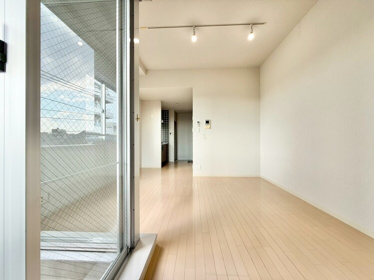 その他 シンプルな内装と偏り過ぎないデザインで統一しました。※内装リフォーム中です