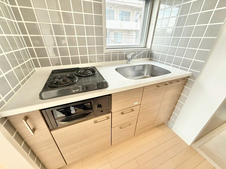 その他 使いやすくスタイリッシュなキッチン空間になっております。※内装リフォーム中です