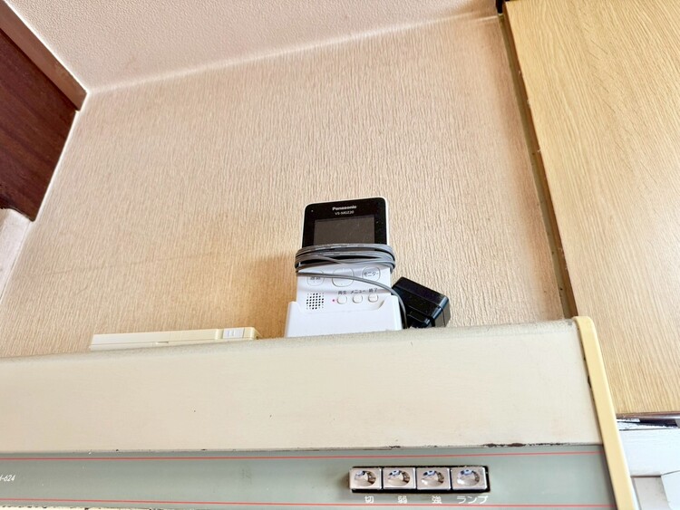 その他 誰が来てもわかる様にモニター付きインターホンを設置。