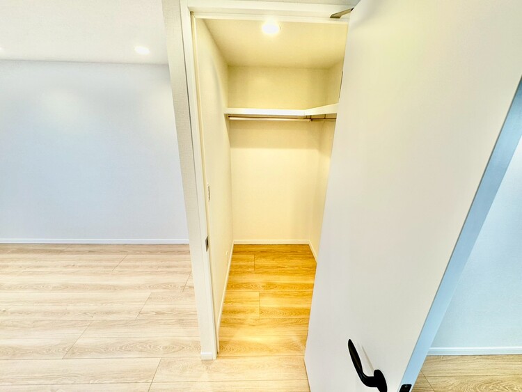 その他 家電やスーツケース、ストック品など何でも片付く嬉しい空間です。