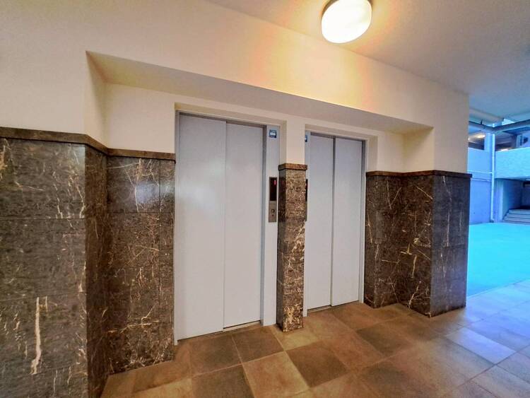 その他 エレベーター完備のため荷物が多くなっても安心。