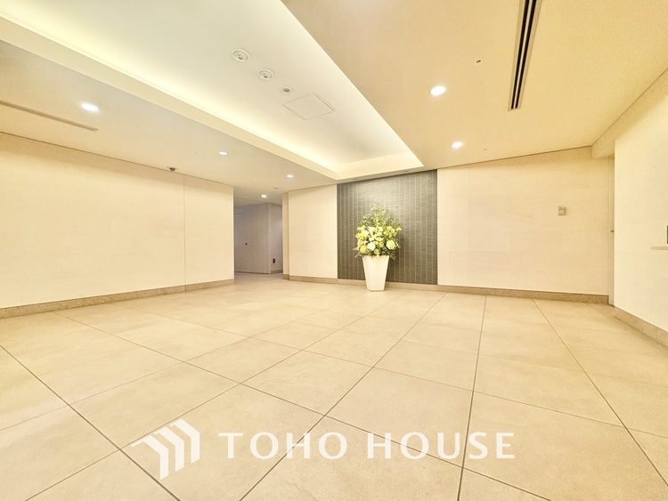 キッチン 麻布十番を10分で手中に収め、太陽の光を全室で独占するこの私邸は、日常を輝かせる人生の聖域です 。スーパー徒歩1分の奇跡が、あなたを「買い物」という労働から解放し、伝説の余白を創り出します 。