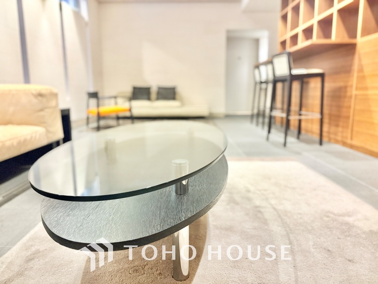 洗面 麻布十番を10分で手中に収め、太陽の光を全室で独占するこの私邸は、日常を輝かせる人生の聖域です 。スーパー徒歩1分の奇跡が、あなたを「買い物」という労働から解放し、伝説の余白を創り出します 。