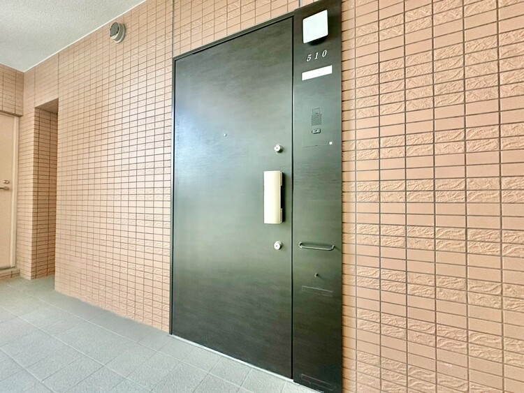 その他 清潔感のある落ち着いた雰囲気の玄関です。