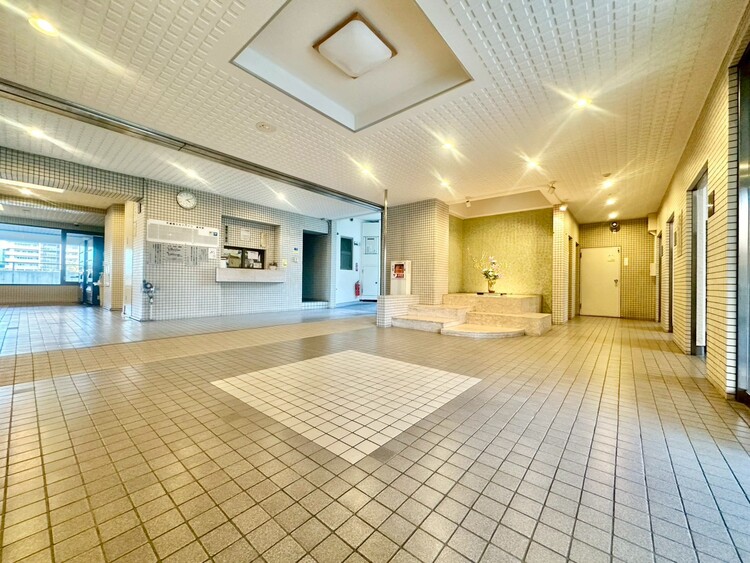 その他 館内は静寂な中が保たれており、管理が行き届いている印象を受けました。