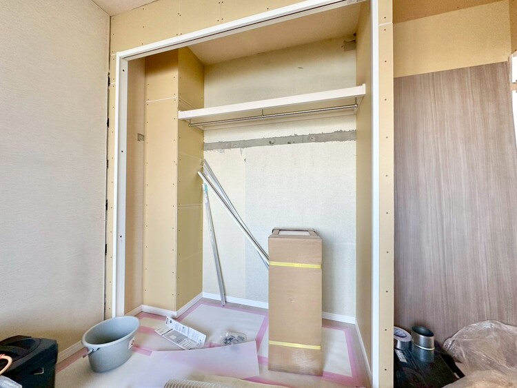 その他 収納スペースが付いていて、お部屋を広く使っていただけます。