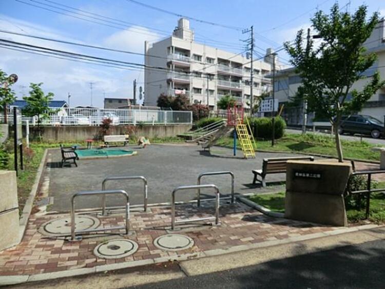 周辺 栗田谷第二公園　350ｍ