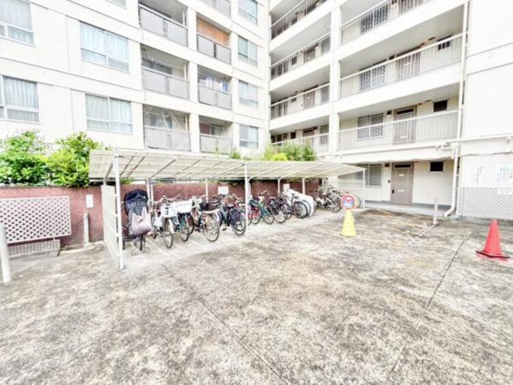 その他 管理の行き届いた駐輪場は屋根付きで雨の日も安心です。
