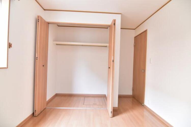 収納 部屋に備えられたクローゼット。普段使わないものなども収納可能ですので、居室を広く使うことが出来ます。