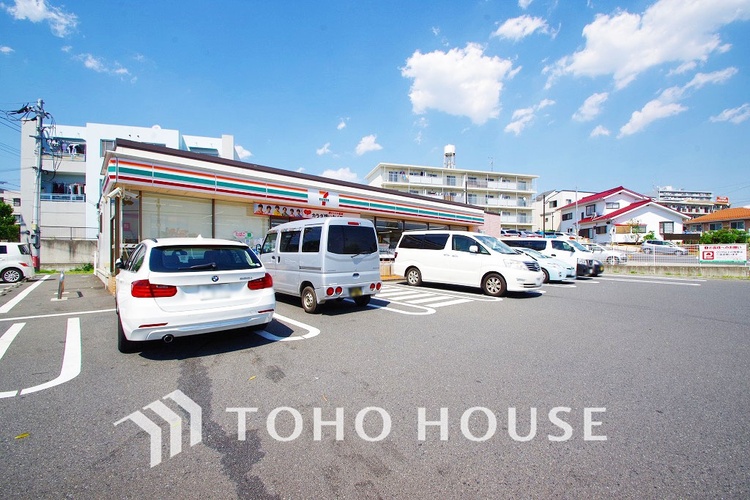 周辺 セブンイレブン 横浜榎が丘店　距離400m