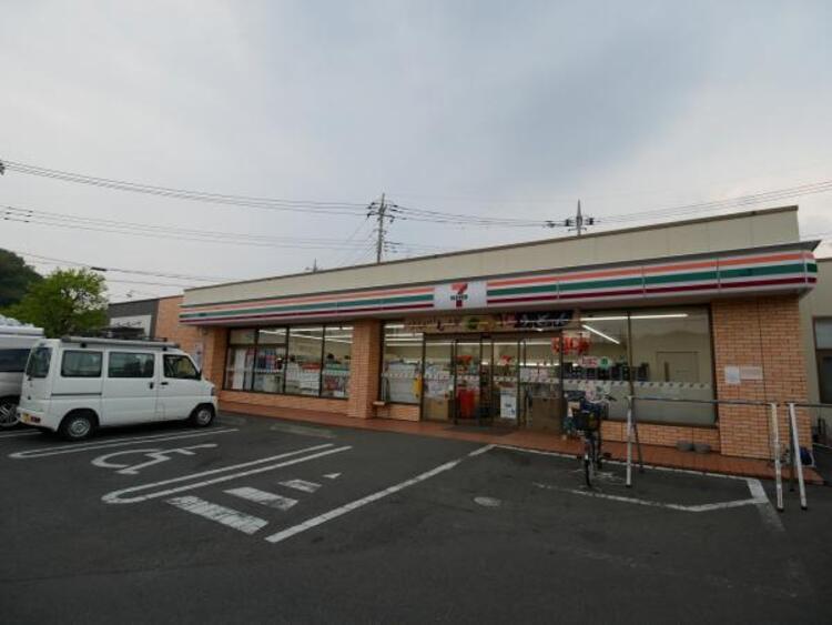 周辺 セブンイレブン本町田店まで約1071ｍ
