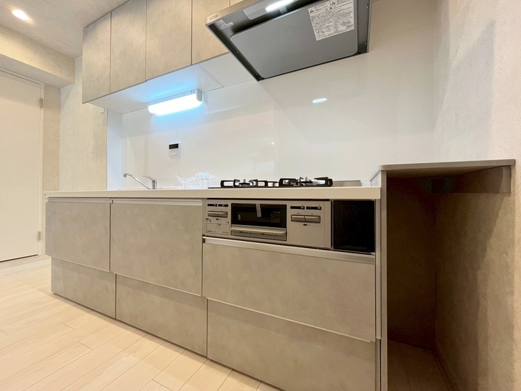 キッチン 洗練されたスタイリッシュなデザイン性と使いやすさを備えた仕様。