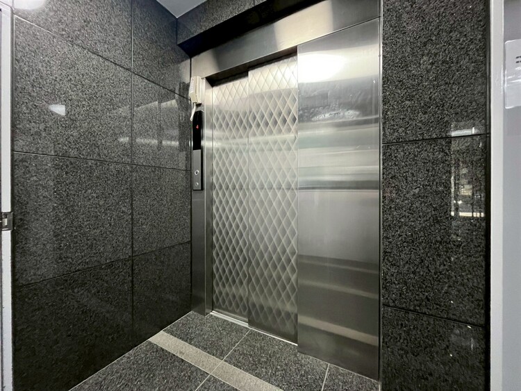 その他 エレベーターの管理も、きちんと行き届いてます。