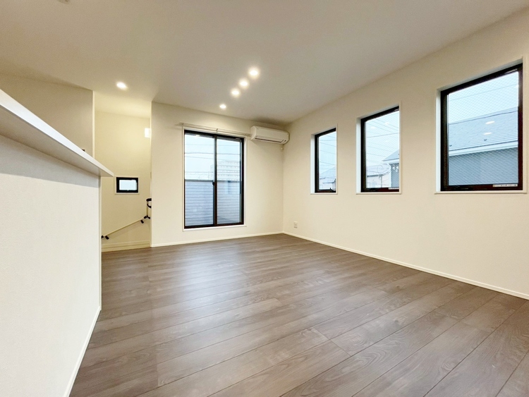 居間 過ごす時間が、たくさんの思い出として紡がれていく場所。