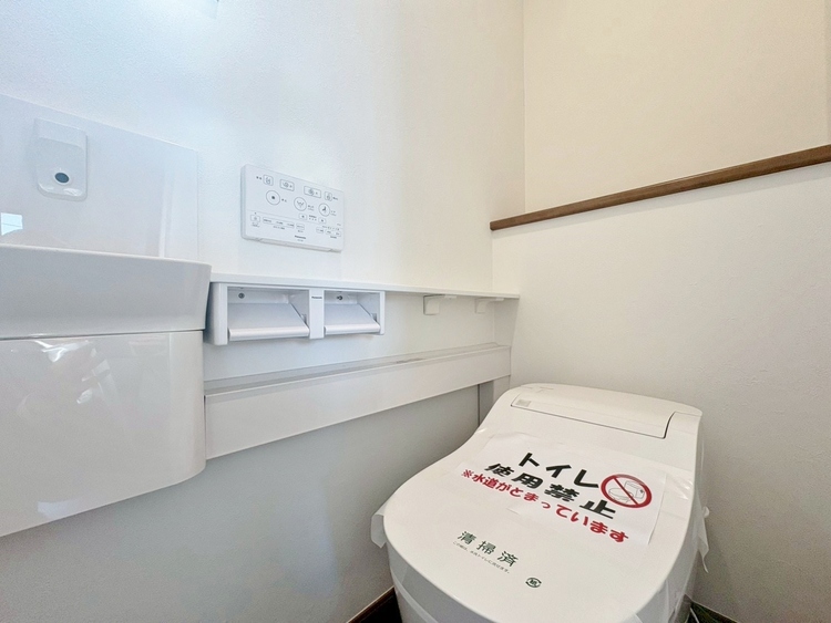 トイレ 暮らしの中のさりげないひとときの快適さにも、こだわりを、持って設備を配しております。