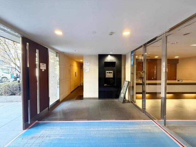 エントランス エントランスは、毎日の行き帰りで使う大事な空間です。