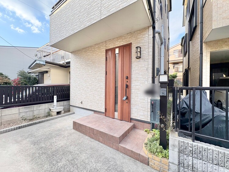 玄関 玄関を開ければ、そこは安らぎのご自宅。