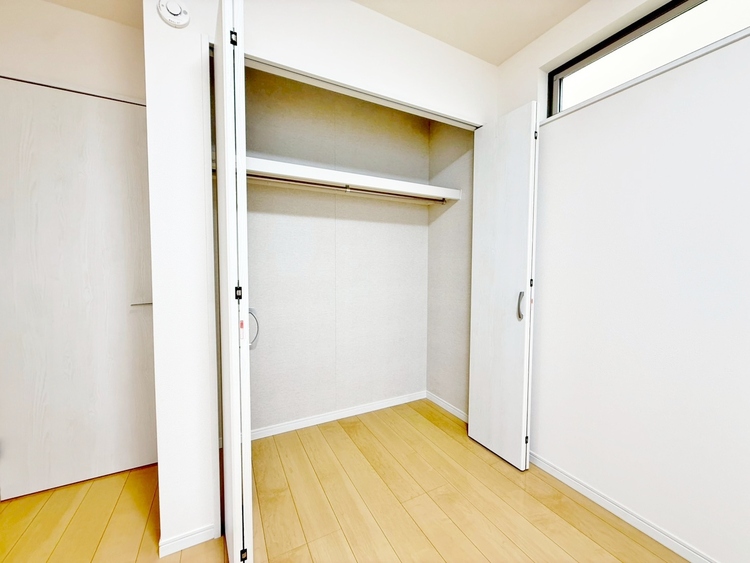 収納 居室にはクローゼットがあり、荷物もスッキリ収納して快適にお過ごしいただけます。