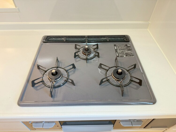 設備 ３口コンロ