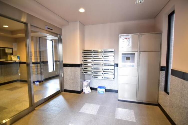 その他 郵便受け、宅配ボックスが備えられています。不在時の荷物の受け取りも安心便利です。