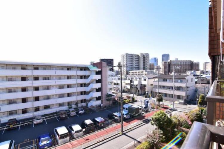 その他 伸びやかな眺望も広がり、爽やかな風を感じて、心躍る素敵な暮らしがはじまります！ 