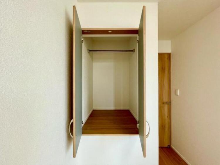 収納 空間を効率的に利用し収納スペースを確保。一日の始まりと終わりを美しく演出します。