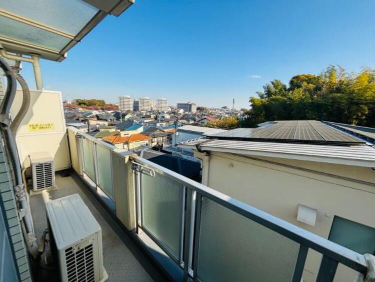 バルコニー バルコニー