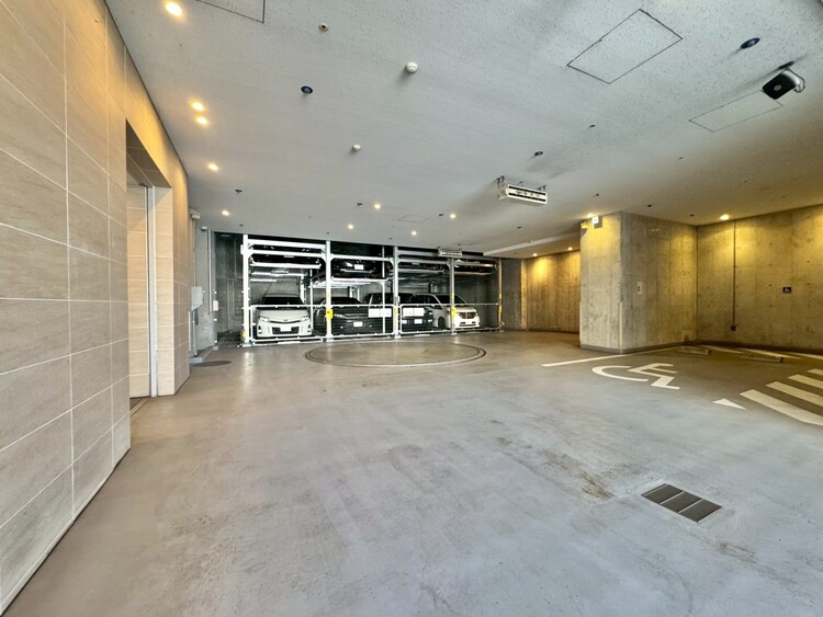 その他 駐車スペースが嬉しいですね。※空き状況は都度ご確認下さい。