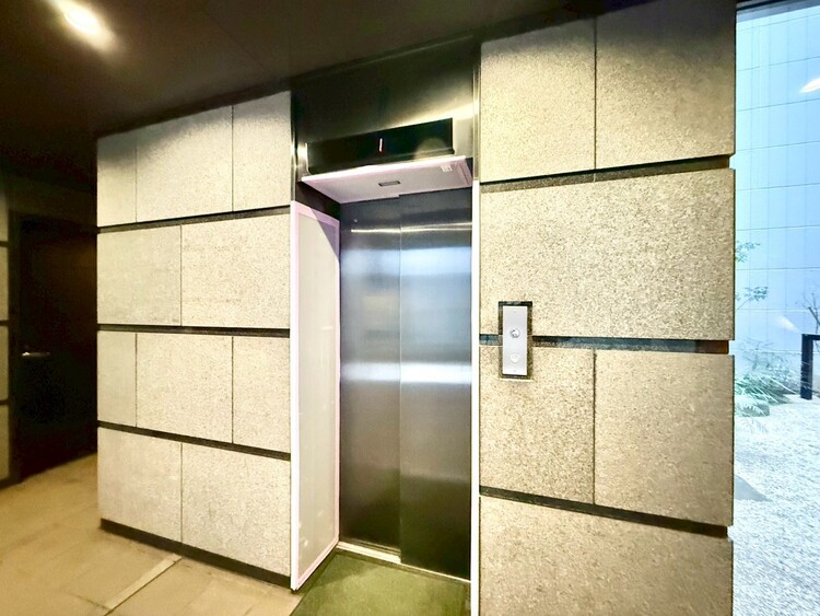 その他 エレベーター完備のため荷物が多くなっても安心。