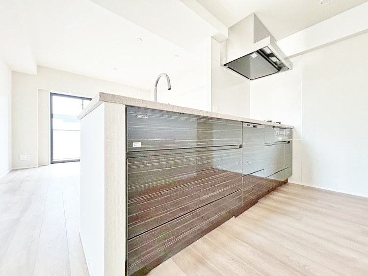 その他 開放感のあるキッチンスペース。調理をしながら、会話も弾みそうですね。