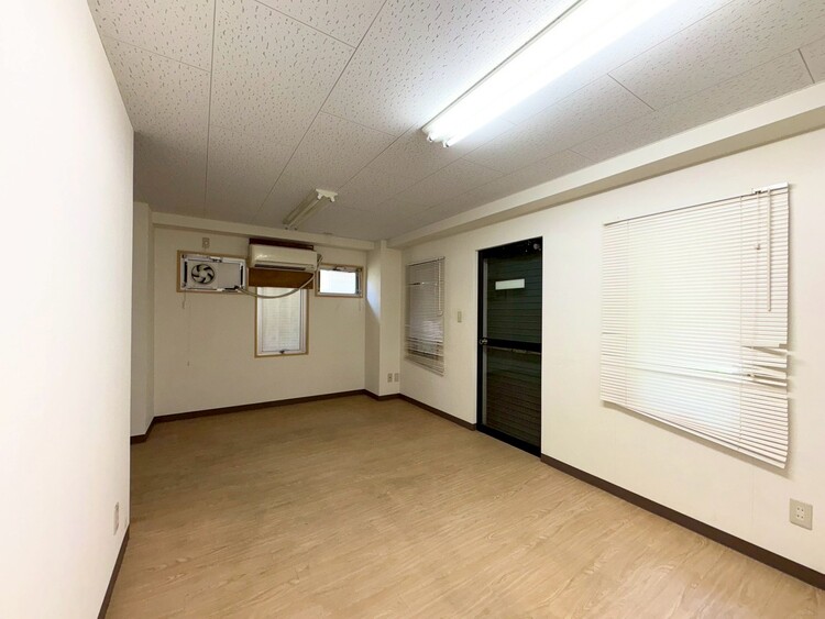 その他 シンプルな内装と偏り過ぎないデザインで統一しました。