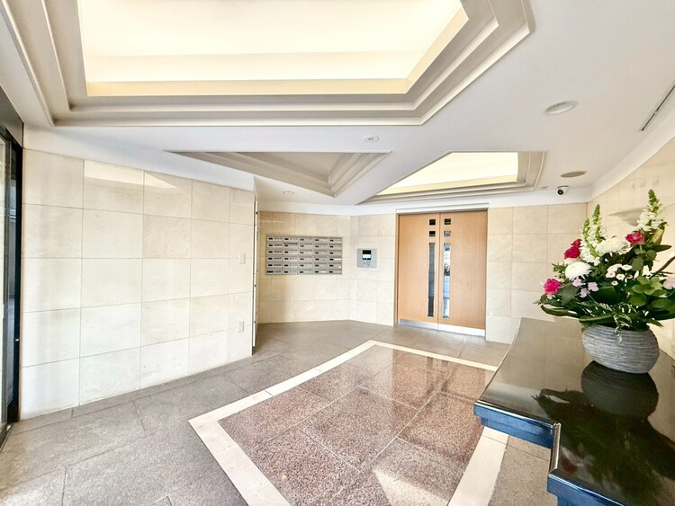 その他 館内は静寂な中が保たれており、管理が行き届いている印象を受けました。