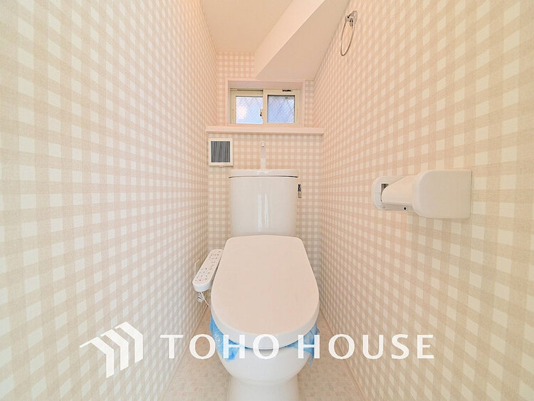 トイレ トイレには快適な温水洗浄便座付