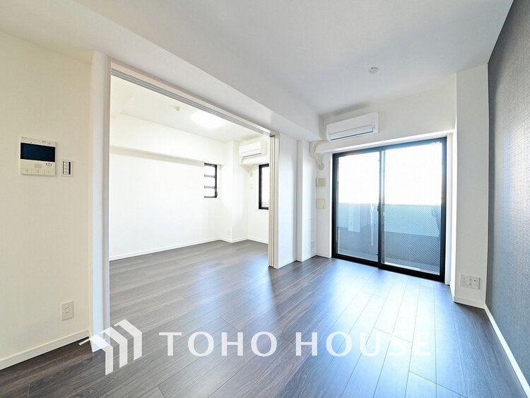 内装 ゆったりとくつろげる上質なリビングダイニング