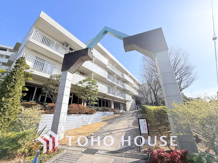 外観 〜「神奈川新町」駅徒歩9分〜家族みんながのびのびと暮らせるゆとりある4LDK〜安心の新耐震基準マンション〜