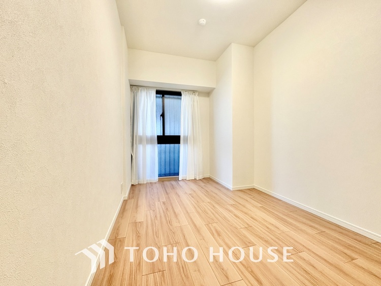 内装 寝室は一日の疲れを癒す大切な空間。快適で落ち着けるおすすめの間取りです。