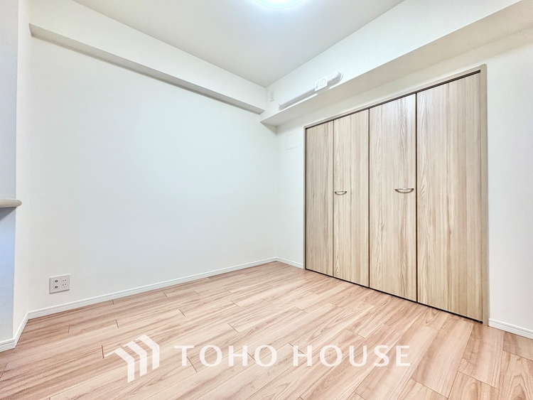 内装 感性を育むプライベートルームはシンプルでスマートな空間