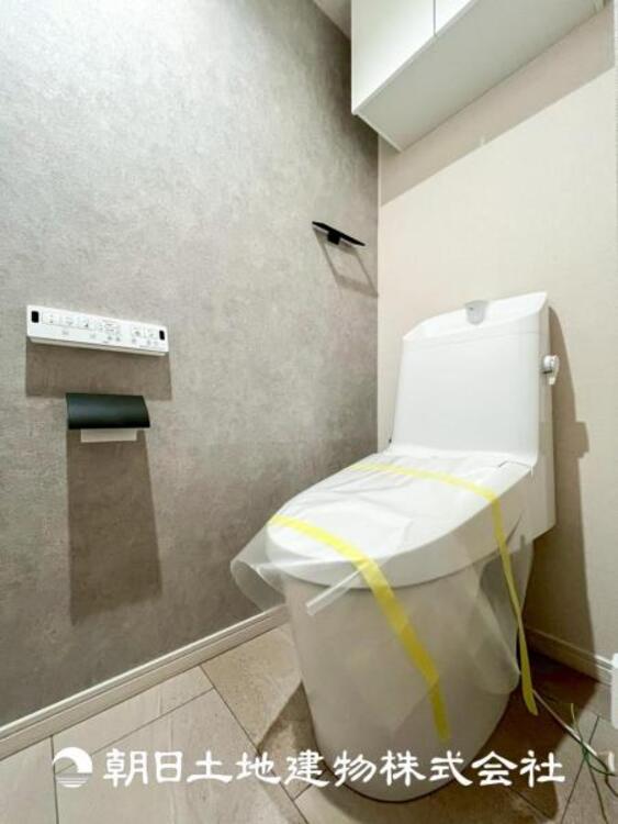 トイレ 【トイレ】大切な1人時間。寛ぎだけではない、快適な生活を送る為に必要なもの。毎日使う場所だから、より快適な空間に仕上げられています。