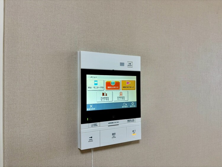 その他 誰が来てもわかる様にモニター付きインターホンを設置。