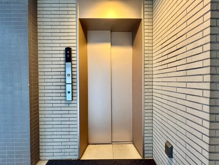 その他 エレベーター完備のため荷物が多くなっても安心。