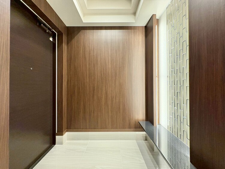 玄関 清潔感のある落ち着いた雰囲気の玄関です。