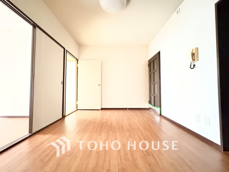 内装 【LIVING】◆Sunshine◆光が燦々と入り、いるだけで気持ちいい。「開放的でゆとりあるお部屋です。」